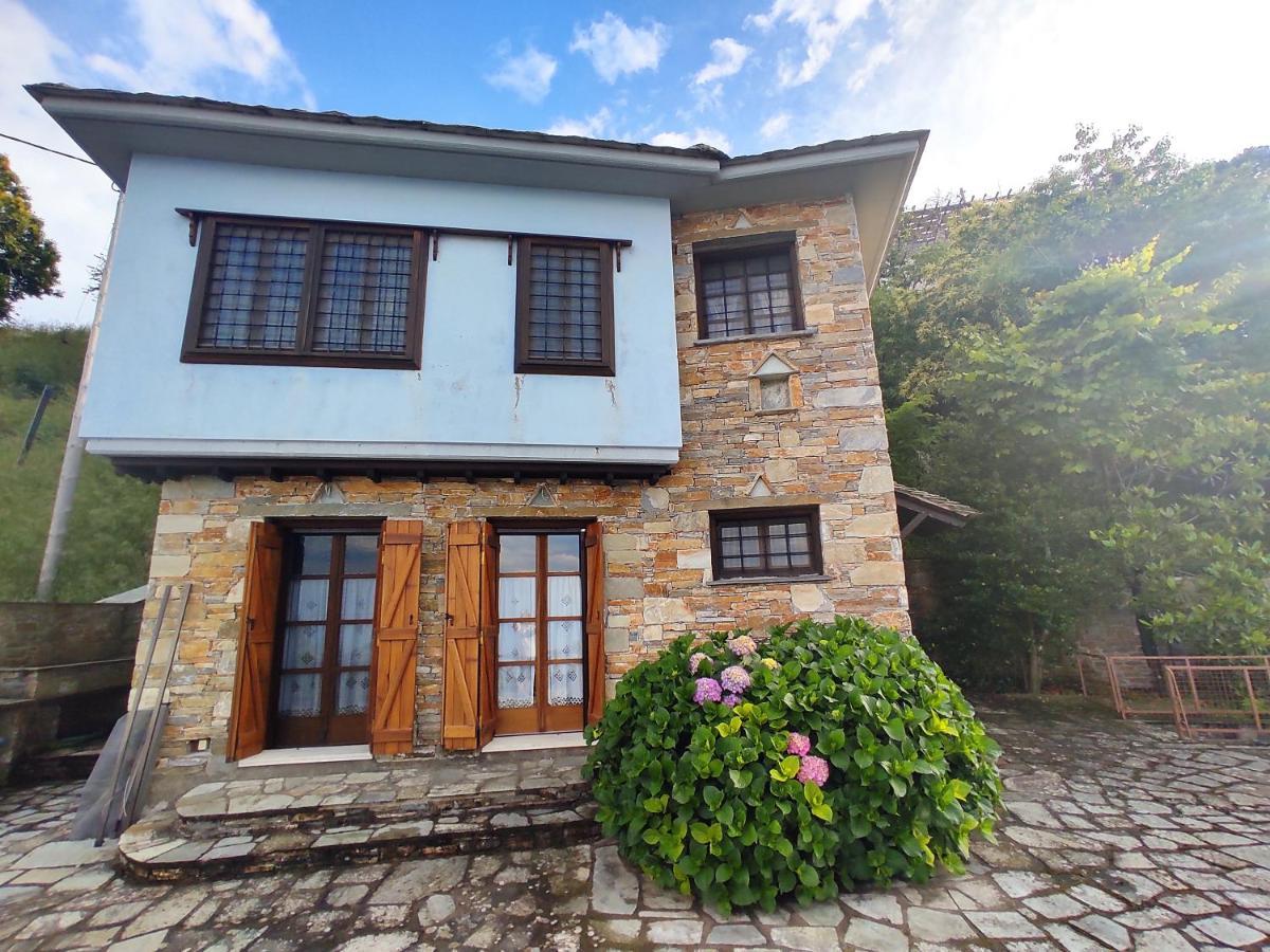 Вилла Cozy Blue Stone House With A Great Sea View. Цагарада Экстерьер фото